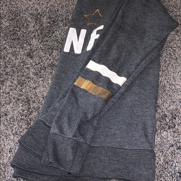 Sweatshirt - Picture 3 of 3